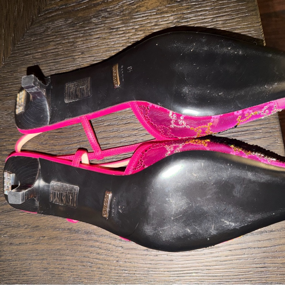 Gucci Hot Pink Sequin Embroidered Slingback Flats - Picture 7 of 7